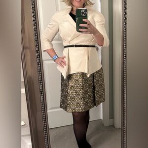 Carolina Herrera Cream 100% Silk Belted Jacket/Blazer, Structured, STUNNING